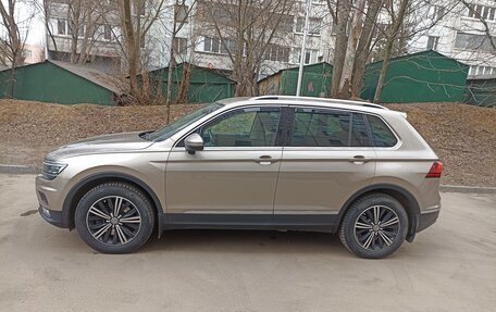 Volkswagen Tiguan II, 2017 год, 2 500 000 рублей, 5 фотография