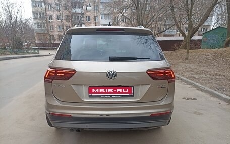 Volkswagen Tiguan II, 2017 год, 2 500 000 рублей, 4 фотография