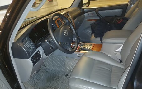 Toyota Land Cruiser 100 рестайлинг 2, 2005 год, 3 300 000 рублей, 9 фотография