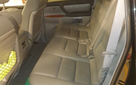 Toyota Land Cruiser 100 рестайлинг 2, 2005 год, 3 300 000 рублей, 11 фотография