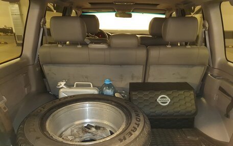Toyota Land Cruiser 100 рестайлинг 2, 2005 год, 3 300 000 рублей, 14 фотография