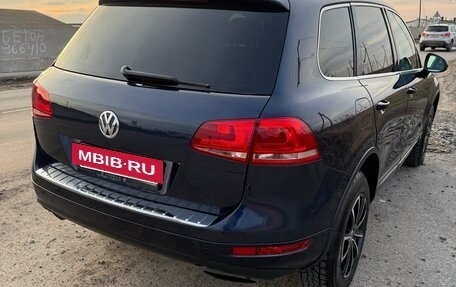 Volkswagen Touareg III, 2011 год, 2 300 000 рублей, 6 фотография