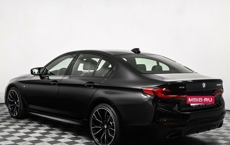 BMW 5 серия, 2018 год, 4 400 000 рублей, 7 фотография