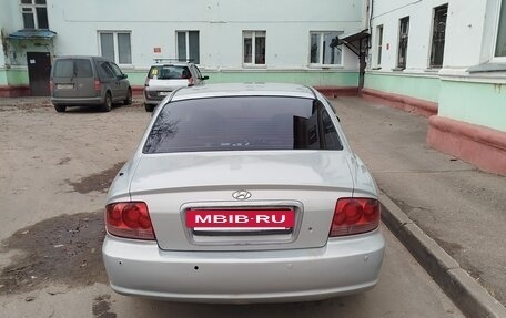 Hyundai Sonata IV рестайлинг, 2006 год, 300 000 рублей, 3 фотография