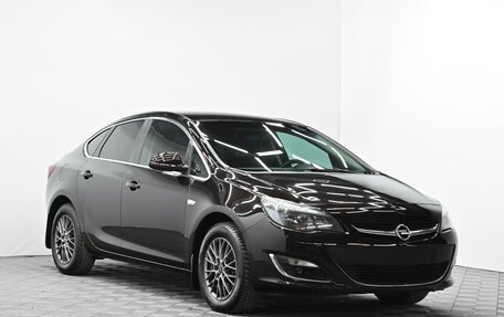 Opel Astra J, 2014 год, 895 000 рублей, 2 фотография