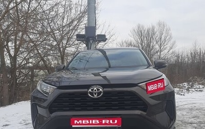 Toyota RAV4, 2021 год, 3 700 000 рублей, 1 фотография