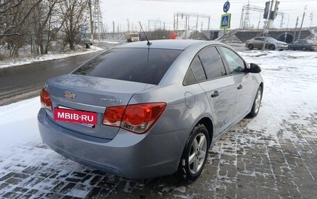 Chevrolet Cruze II, 2011 год, 740 000 рублей, 4 фотография