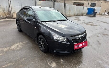 Chevrolet Cruze II, 2010 год, 500 000 рублей, 6 фотография