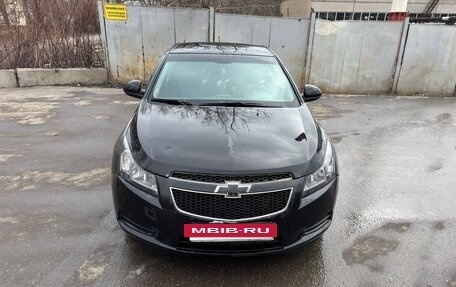 Chevrolet Cruze II, 2010 год, 500 000 рублей, 18 фотография