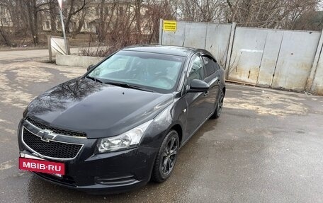 Chevrolet Cruze II, 2010 год, 500 000 рублей, 13 фотография