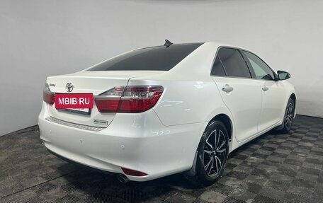 Toyota Camry, 2017 год, 2 850 000 рублей, 5 фотография