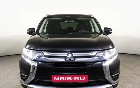 Mitsubishi Outlander III рестайлинг 3, 2018 год, 1 997 000 рублей, 2 фотография