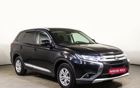 Mitsubishi Outlander III рестайлинг 3, 2018 год, 1 997 000 рублей, 3 фотография