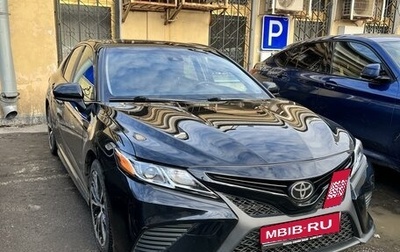 Toyota Camry, 2018 год, 2 396 000 рублей, 1 фотография