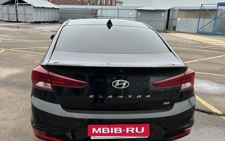 Hyundai Elantra VI рестайлинг, 2019 год, 1 600 000 рублей, 2 фотография