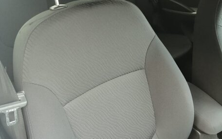 Hyundai Solaris II рестайлинг, 2012 год, 999 000 рублей, 12 фотография