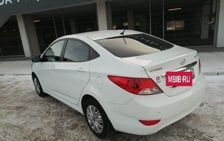 Hyundai Solaris II рестайлинг, 2012 год, 999 000 рублей, 6 фотография