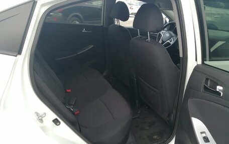 Hyundai Solaris II рестайлинг, 2012 год, 999 000 рублей, 14 фотография
