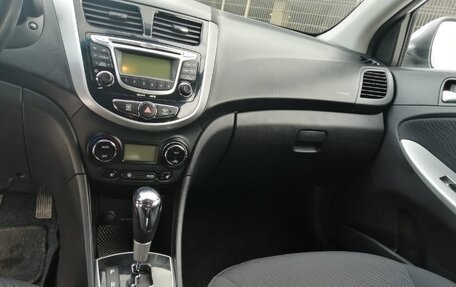 Hyundai Solaris II рестайлинг, 2012 год, 999 000 рублей, 21 фотография