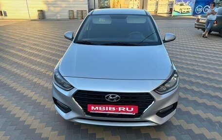 Hyundai Solaris II рестайлинг, 2017 год, 1 350 000 рублей, 13 фотография