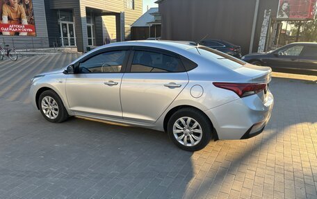 Hyundai Solaris II рестайлинг, 2017 год, 1 350 000 рублей, 17 фотография