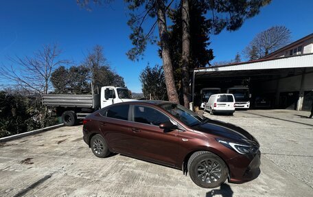 Hyundai Solaris II рестайлинг, 2022 год, 1 850 000 рублей, 1 фотография