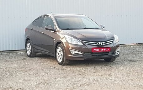 Hyundai Solaris II рестайлинг, 2015 год, 1 095 000 рублей, 1 фотография