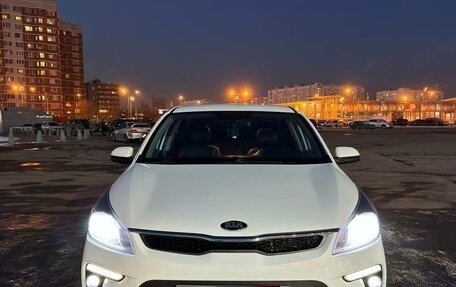 KIA Rio IV, 2020 год, 1 599 999 рублей, 1 фотография