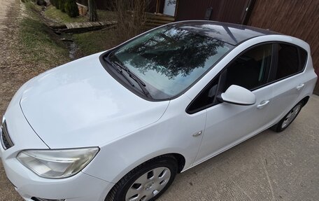 Opel Astra J, 2010 год, 570 000 рублей, 4 фотография