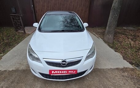 Opel Astra J, 2010 год, 570 000 рублей, 10 фотография