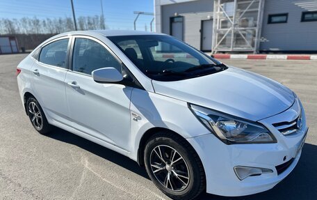 Hyundai Solaris II рестайлинг, 2016 год, 650 000 рублей, 3 фотография