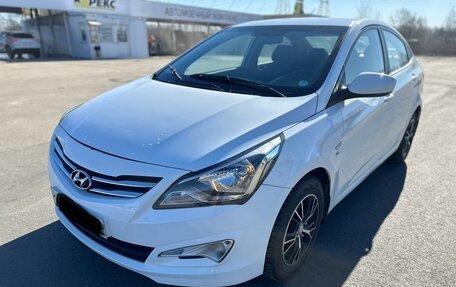 Hyundai Solaris II рестайлинг, 2016 год, 650 000 рублей, 2 фотография