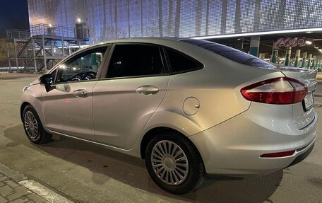 Ford Fiesta, 2015 год, 640 000 рублей, 6 фотография