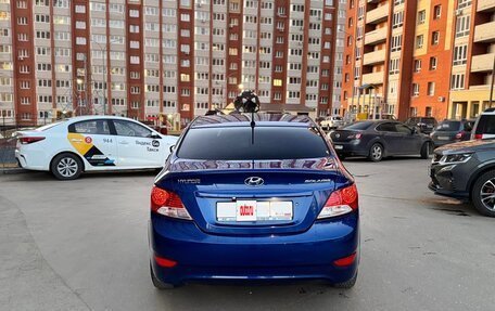 Hyundai Solaris II рестайлинг, 2011 год, 750 000 рублей, 4 фотография
