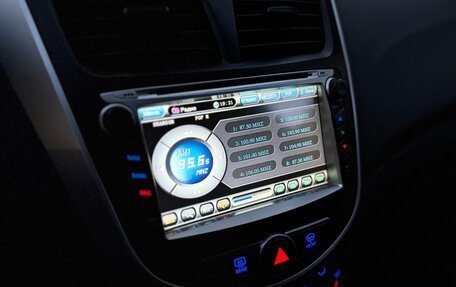 Hyundai Solaris II рестайлинг, 2011 год, 750 000 рублей, 18 фотография