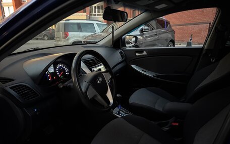 Hyundai Solaris II рестайлинг, 2011 год, 750 000 рублей, 16 фотография