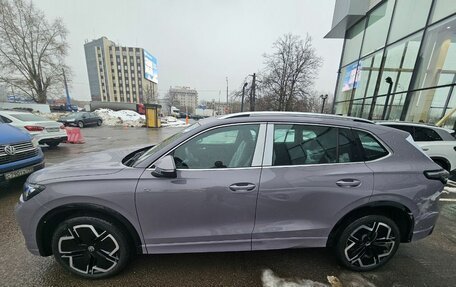 Volkswagen Tiguan, 2024 год, 5 935 000 рублей, 3 фотография