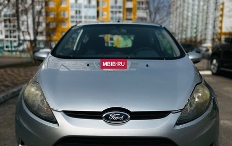 Ford Fiesta, 2008 год, 490 000 рублей, 2 фотография