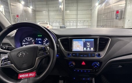 Hyundai Solaris II рестайлинг, 2017 год, 1 520 000 рублей, 3 фотография