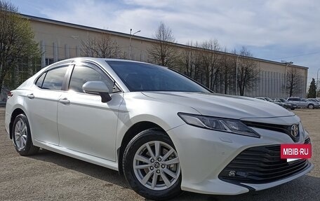 Toyota Camry, 2019 год, 3 250 000 рублей, 5 фотография