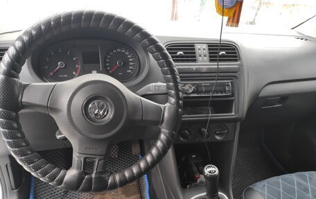 Volkswagen Polo VI (EU Market), 2011 год, 740 000 рублей, 8 фотография