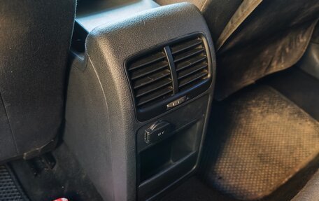 Volkswagen Jetta VI, 2012 год, 950 000 рублей, 17 фотография