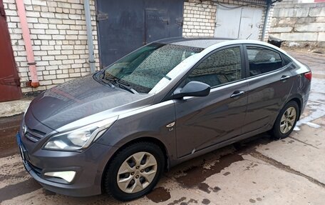 Hyundai Solaris II рестайлинг, 2014 год, 1 100 000 рублей, 19 фотография