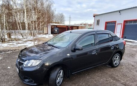 Renault Logan II, 2015 год, 790 000 рублей, 1 фотография