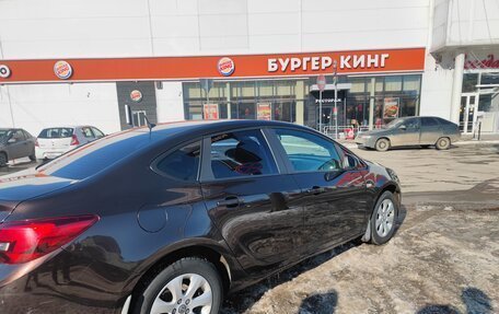 Opel Astra J, 2014 год, 870 000 рублей, 5 фотография