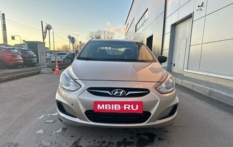 Hyundai Solaris II рестайлинг, 2013 год, 729 000 рублей, 2 фотография