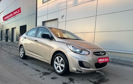 Hyundai Solaris II рестайлинг, 2013 год, 729 000 рублей, 3 фотография