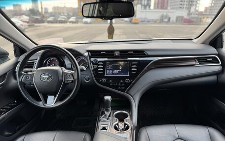 Toyota Camry, 2019 год, 2 890 000 рублей, 12 фотография