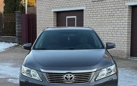 Toyota Camry, 2013 год, 1 970 000 рублей, 2 фотография