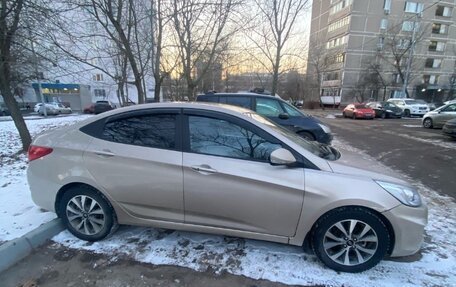 Hyundai Solaris II рестайлинг, 2014 год, 760 000 рублей, 4 фотография